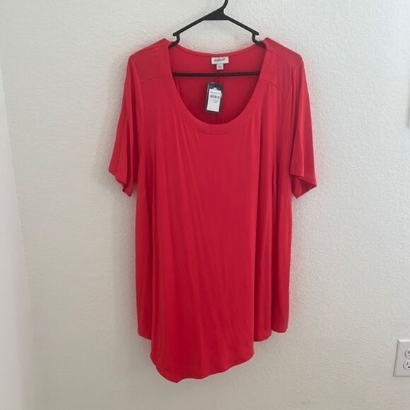 New Avenue Top asymmetrical top NEW NET - Picture 1 of 4